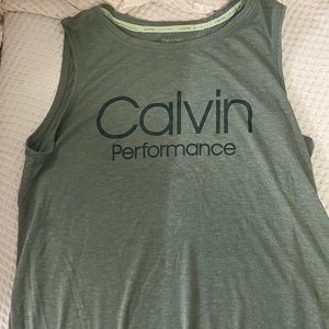 Size L workout top